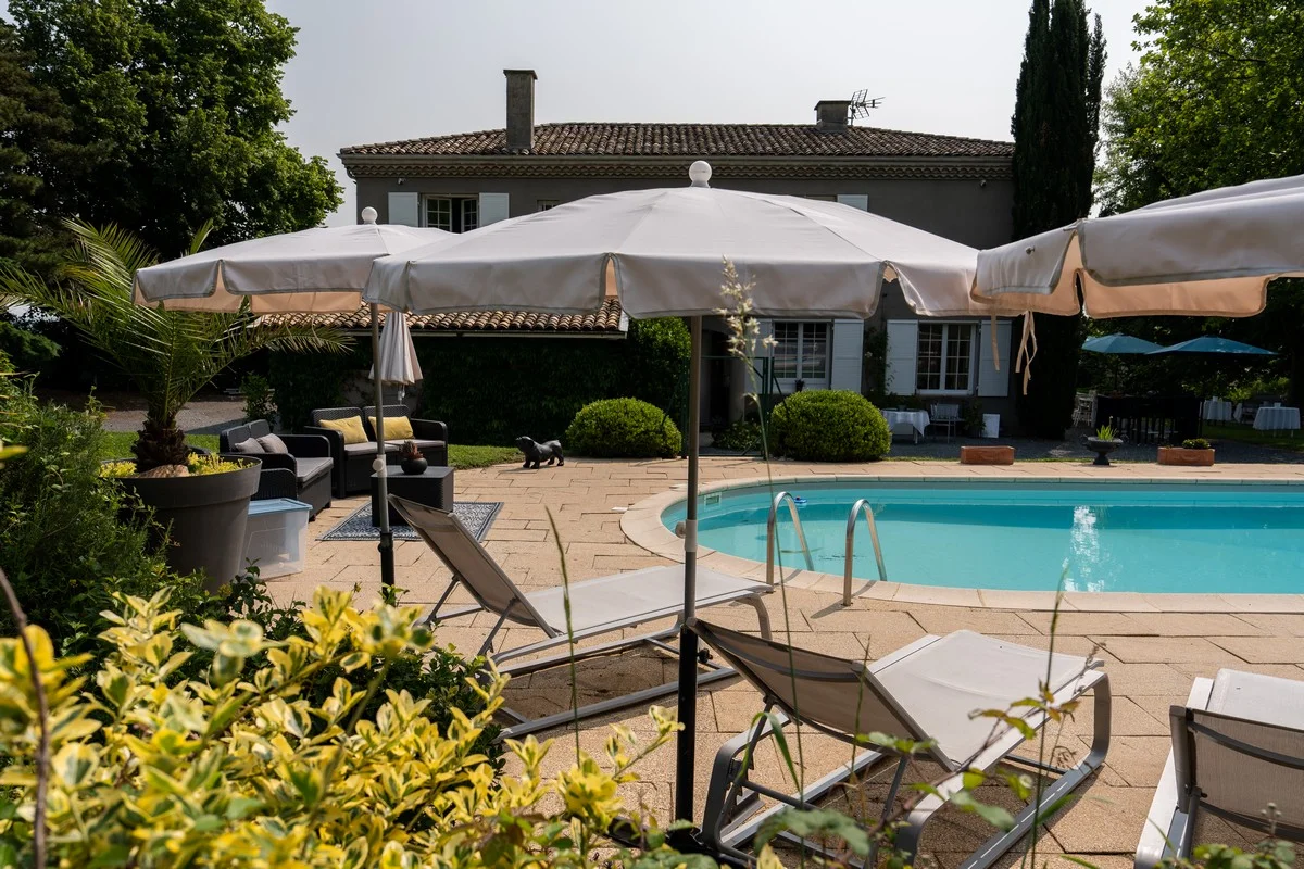 Mobilier extérieur et ambiance détente au jardin